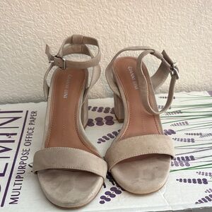 Gianni Bini Taupe Heels